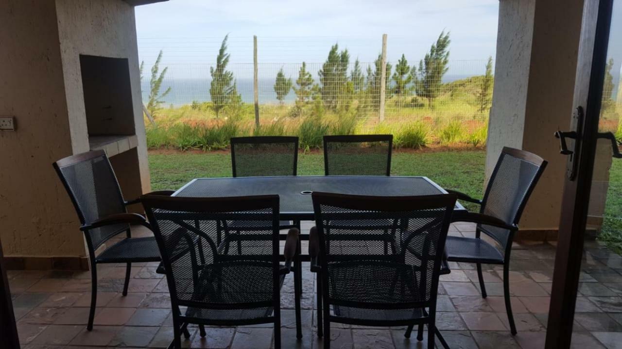 Ocean View Villas Unit G02 Port Edward Bagian luar foto