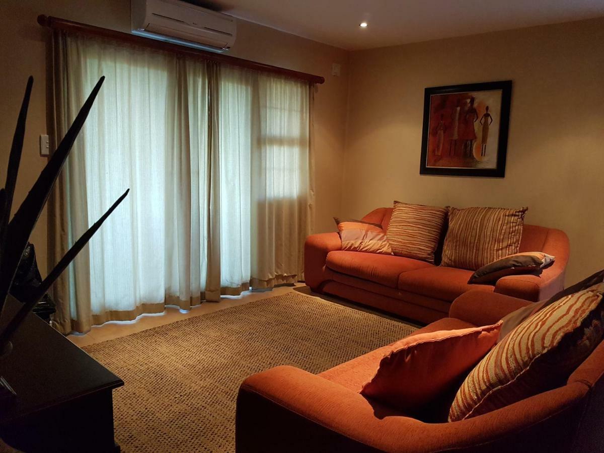 Ocean View Villas Unit G02 Port Edward Bagian luar foto